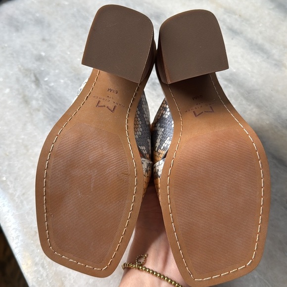 Marc Fisher LTD Barli Snakeskin Heel - Picture 4 of 8